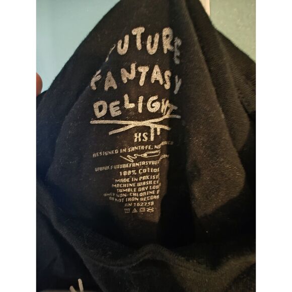 Hyperpop Black/White Graphic Tee "Cybercity Taqueria" from MeowWolf - Picture 6 of 6